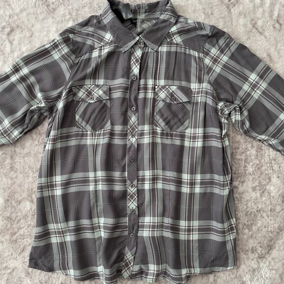 Torrid Taylor Slim Plaid Button Front Long Sleeve Shirt Size 2 2X New - Picture 2 of 8